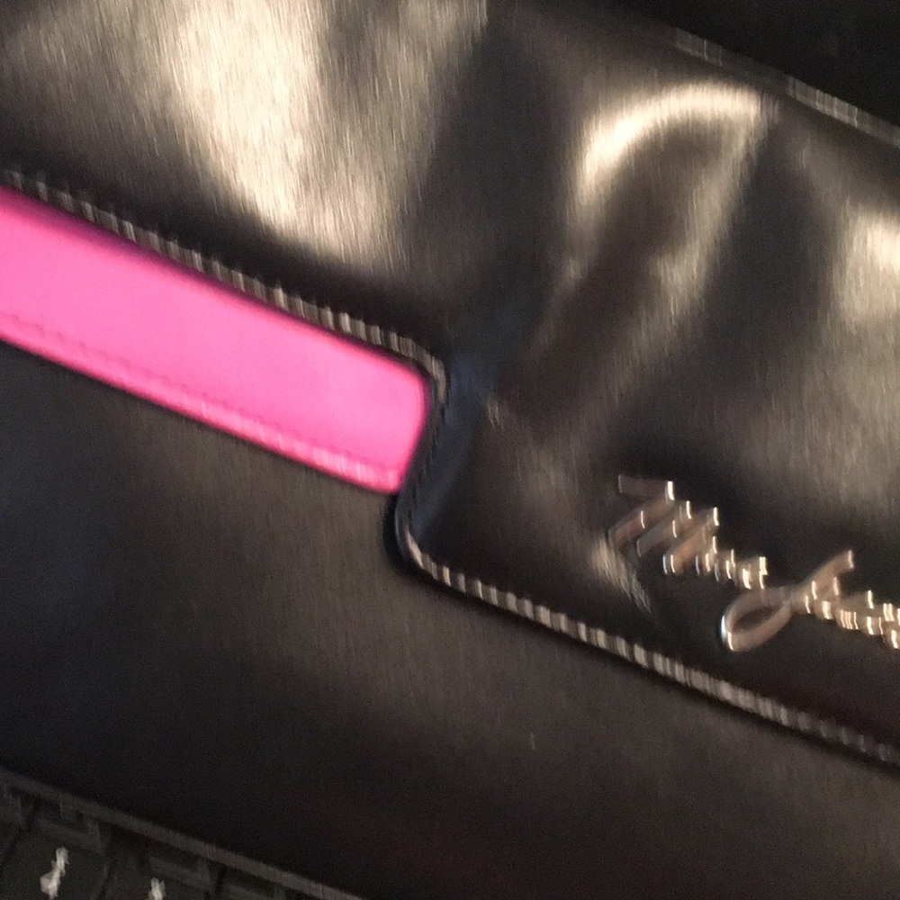 Marc Jacob Evening Black with pink purse